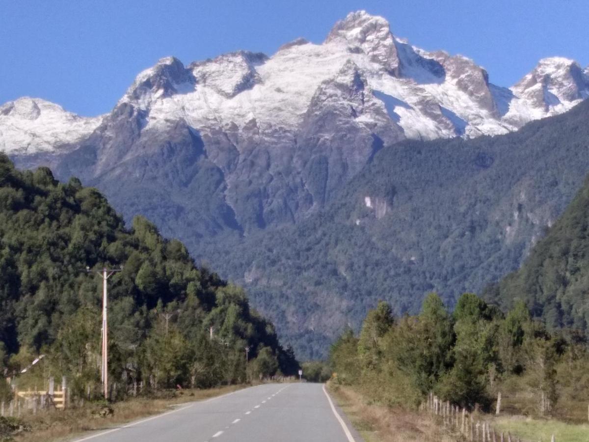 Refugio De La Patagonia Villa Hornopiren Eksteriør bilde