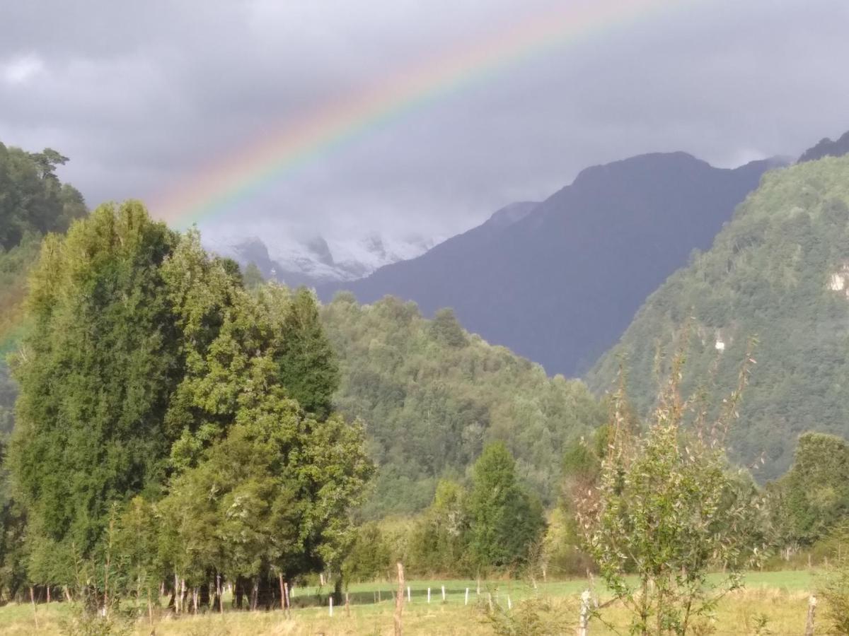 Refugio De La Patagonia Villa Hornopiren Eksteriør bilde